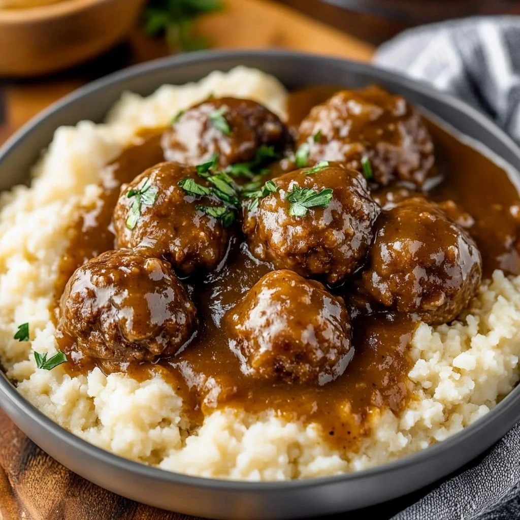 Slow Cooker Meatballs with Gravy